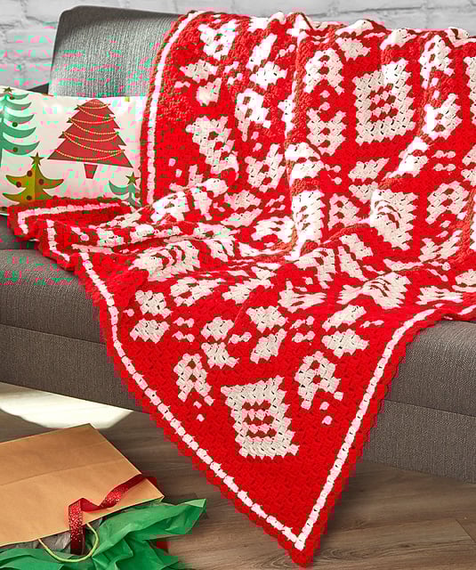 Corner to Corner Snowflake Throw