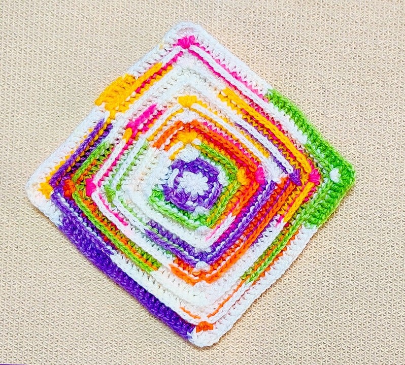 Raised Square Blanket Motif Pattern + Video