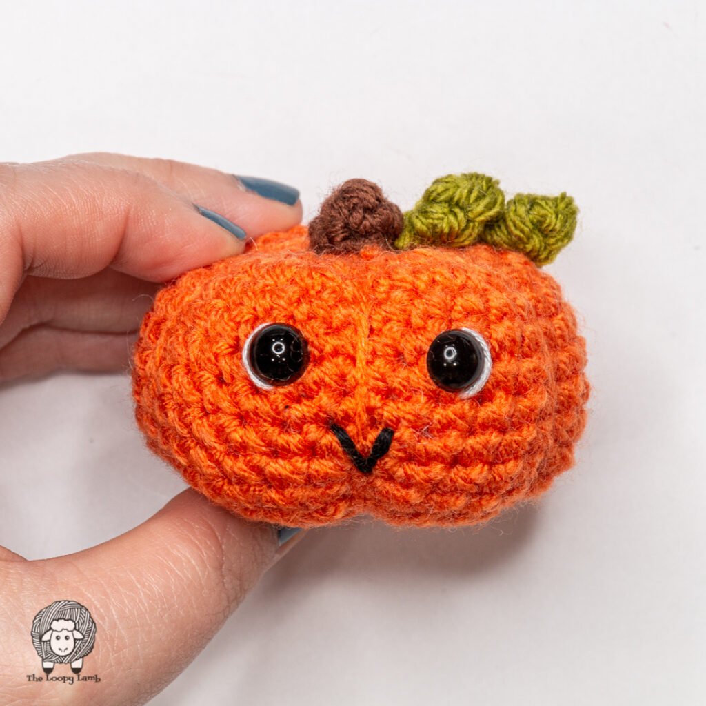 Paulie Pumpkin is a quick and easy amigurumi pumpkin