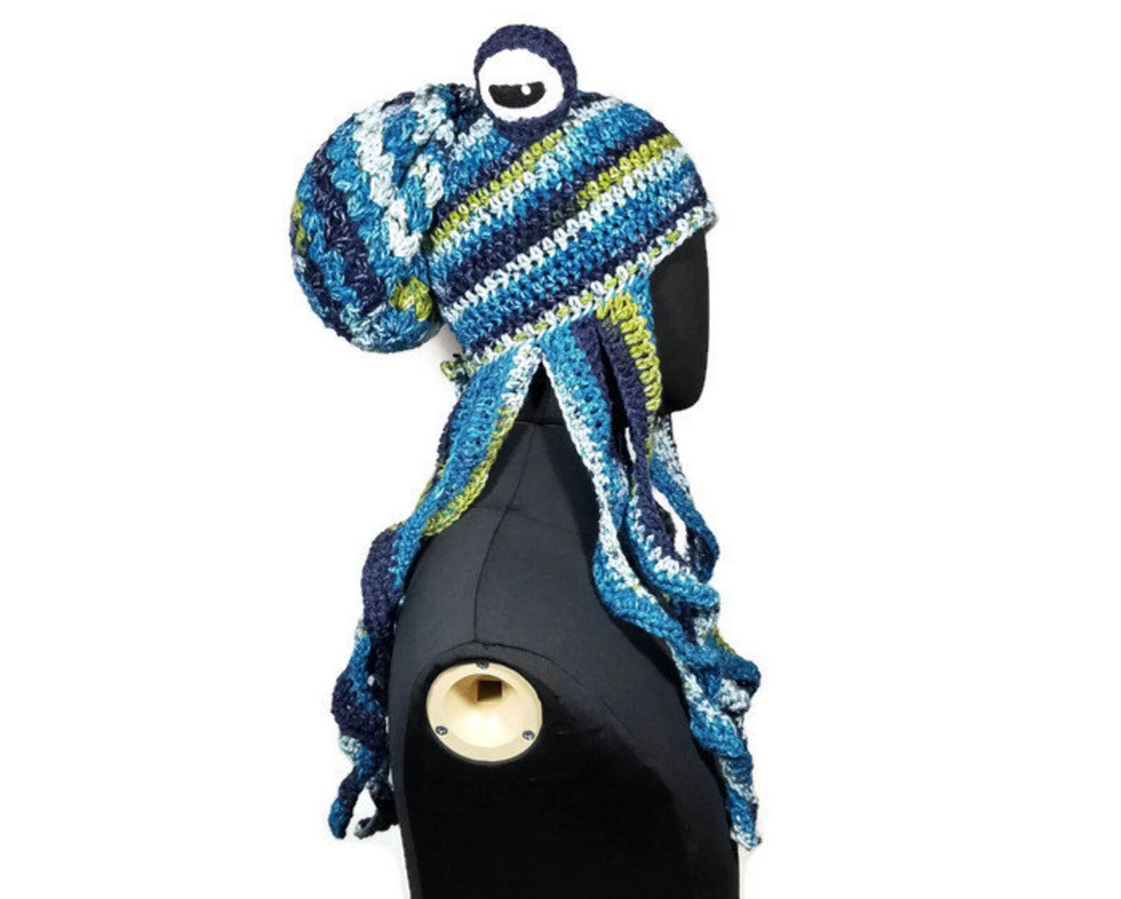 This premium Octopus Hat / Cap crochet pattern is available as a digital download on Etsy. It’s made with worsted weight yarn using 6 mm (J) and 4 mm (G) crochet hooks, with a styrofoam head and stuffing to shape the tentacles. The pattern includes multiple sizes and lets you adjust the tentacle length for a custom fit.