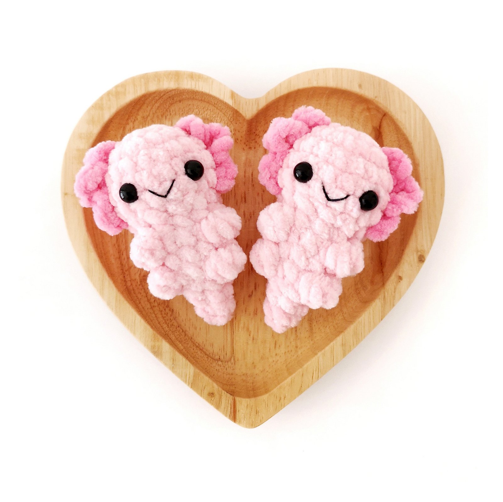 Designed by Fay Lyth (Stitch by Fay), this adorable project was made with Super Bulky Weight yarn [6] and a 4.5 mm crochet hook. It will take you less than 1 hour to make this project.