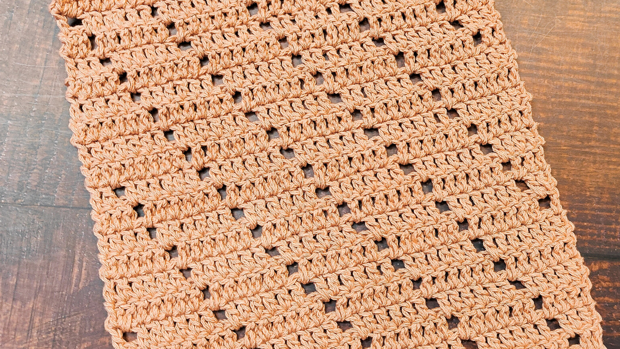 Learn how to make this easy and simple filet crochet table runner with the free pattern and tutorial from Raji's Craft Hobby.