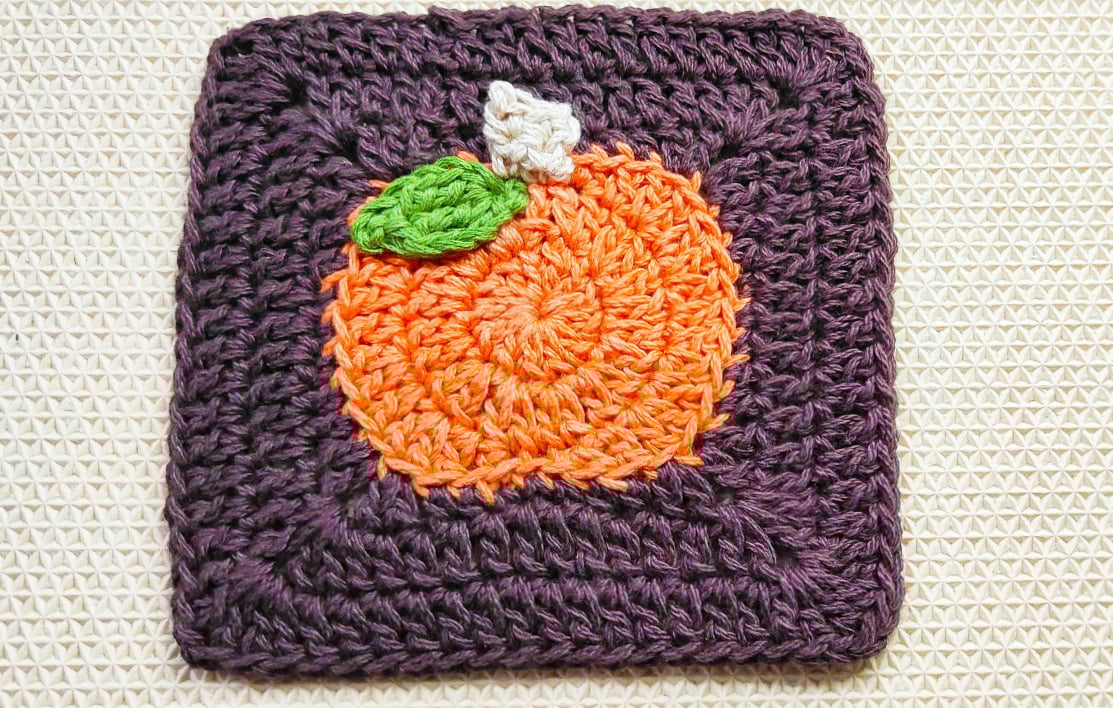 🍂 Get cozy with this easy Crochet Pumpkin Square! A perfect fall project for blankets, table decor, or accessories. #CrochetPumpkin #FallVibes